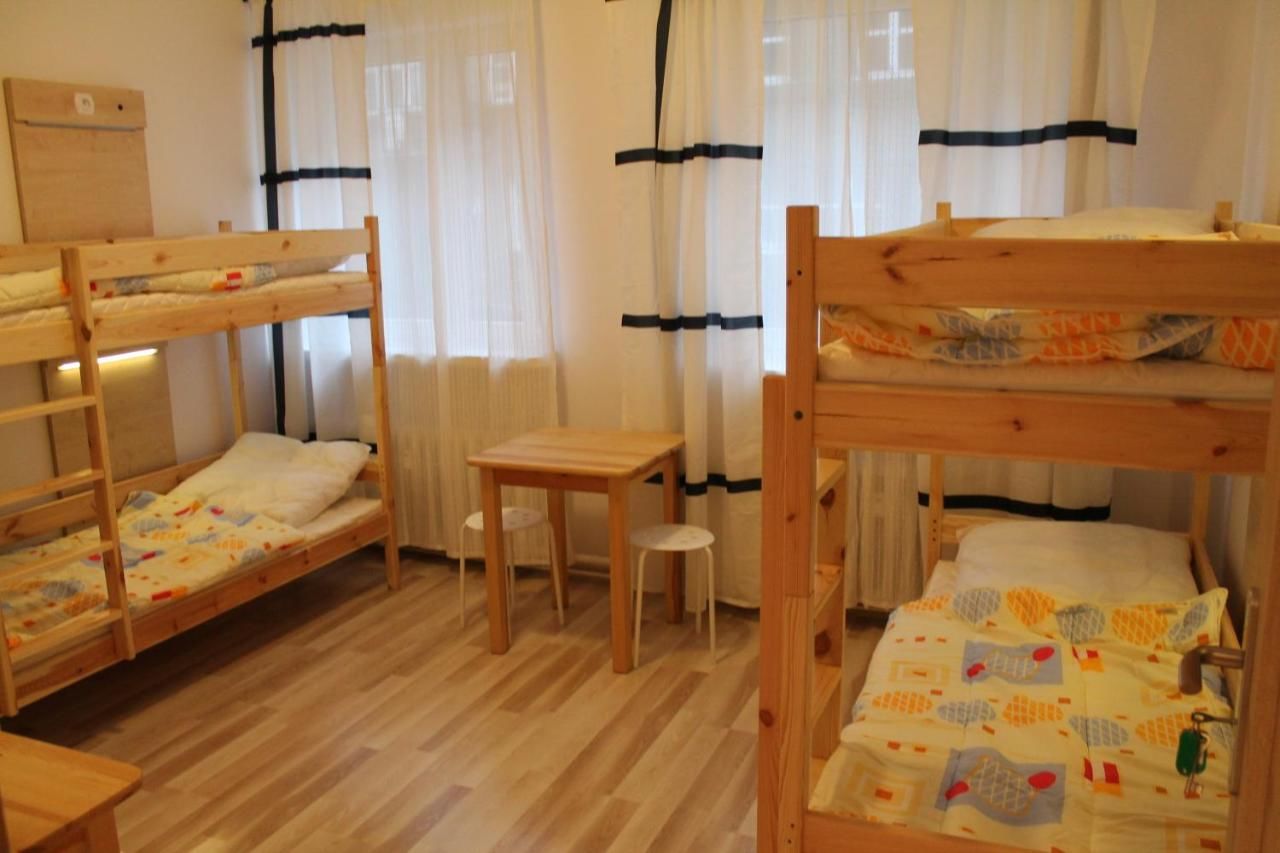 Хостелы Hostel Kubik Краков