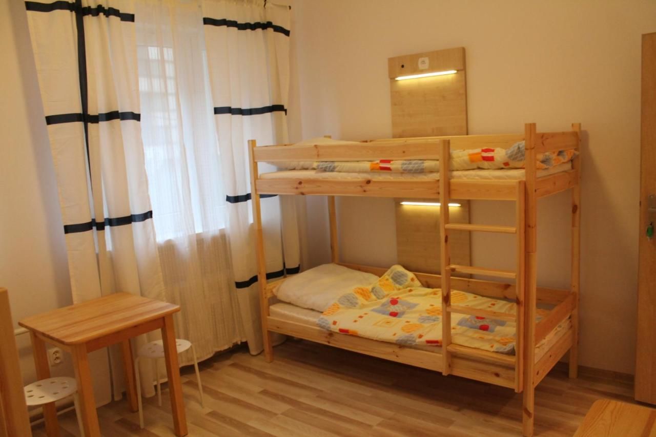 Хостелы Hostel Kubik Краков